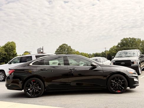 Used 2023 Chevrolet Malibu LT w/ Redline Edition FWD image 7