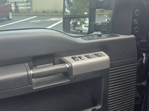 Used 2015 Ford F350 Lariat w/ Lariat Ultimate Package AWD/4WD image 16