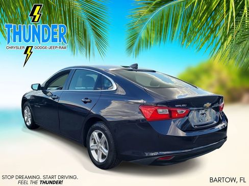 Used 2022 Chevrolet Malibu LS FWD image 3