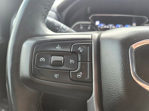 Used 2023 GMC Sierra 3500 Denali image 17