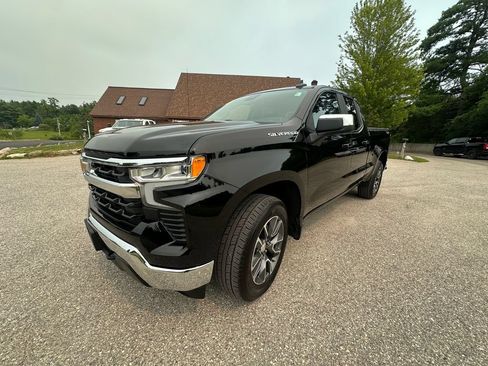 Used 2023 Chevrolet Silverado 1500 LT AWD/4WD image 1