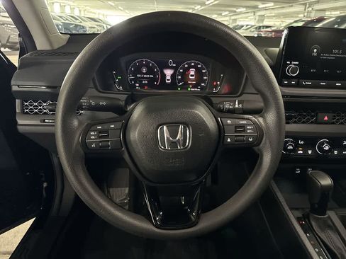 Used 2025 Honda Accord LX image 14