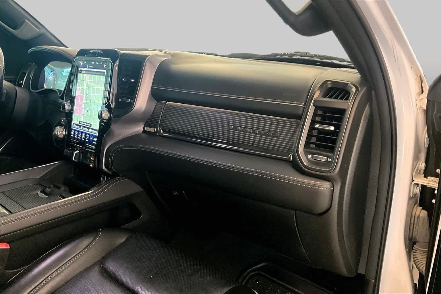Used 2021 RAM 1500 Limited AWD/4WD image 17