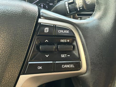 Used 2018 Hyundai Elantra Value Edition w/ Cargo Package FWD image 18