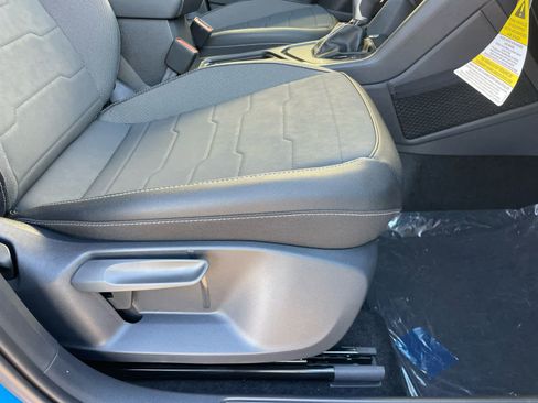 New 2026 Volkswagen Taos SE FWD image 68