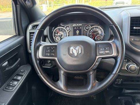 Used 2022 RAM 2500 Tradesman w/ Chrome Appearance Group image 12