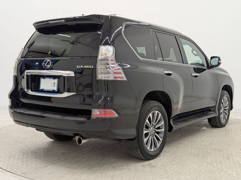 Used 2022 Lexus GX 460 Luxury w/ Accessory Package image 9