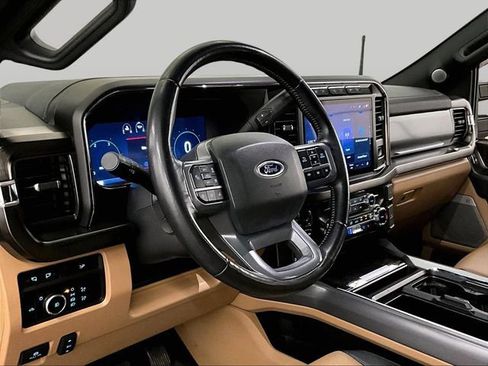 Used 2024 Ford F250 Lariat w/ Lariat Ultimate Package AWD/4WD image 12