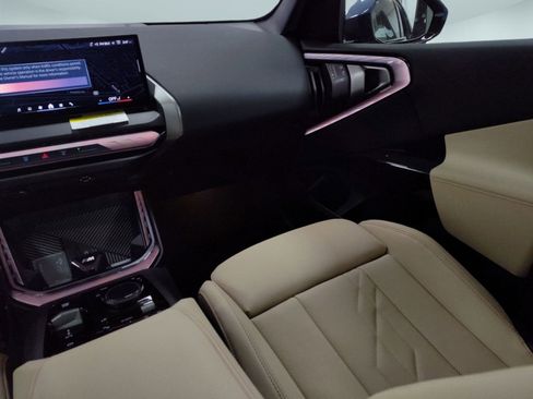 New 2026 BMW X3 xDrive30 w/ M Sport Package image 25