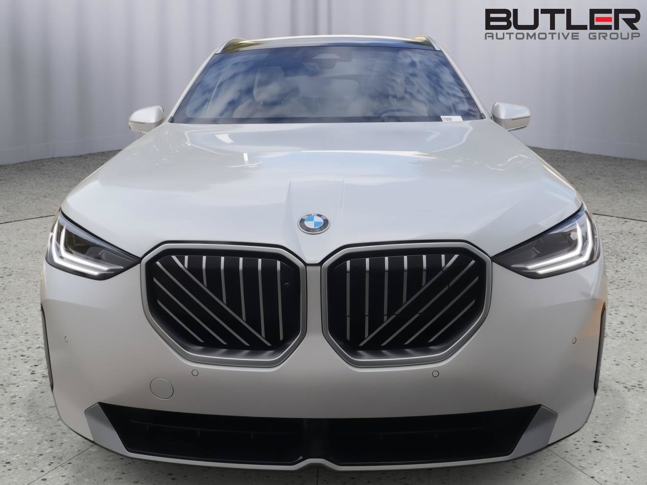 Used 2026 BMW X3 xDrive30i w/ Premium Package AWD/4WD image 2