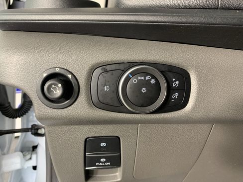 Used 2024 Ford Transit 250 Low Roof w/ Exterior Upgrade Package RWD image 16
