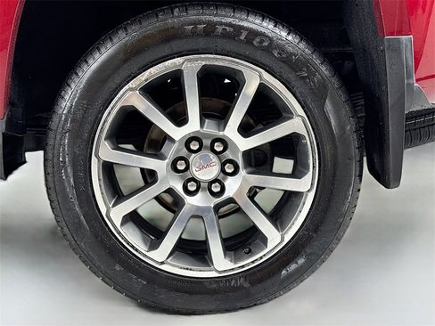 Used 2017 GMC Canyon Denali image 11