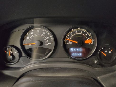 Used 2016 Jeep Patriot Sport w/ Power Value Group image 23