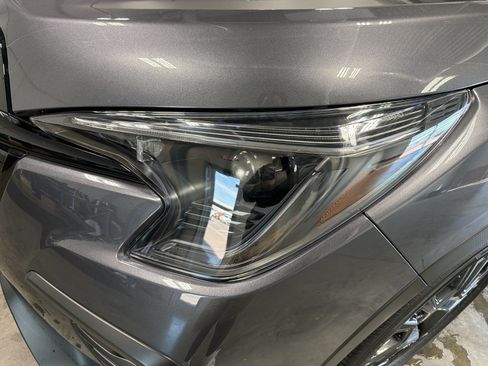 Used 2025 Subaru Ascent Bronze Edition AWD/4WD image 16