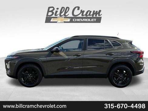 Used 2024 Chevrolet Trax ACTIV FWD image 37