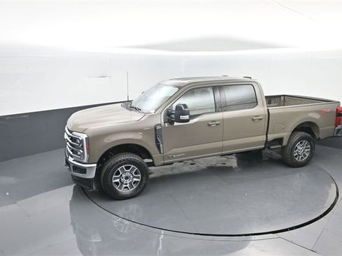 New 2026 Ford F250 Lariat w/ FX4 Off-Road Package image 21