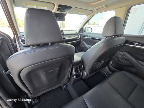 Used 2021 Kia Seltos EX image 16