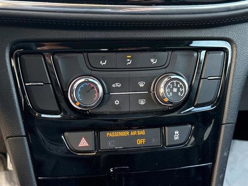 Used 2018 Buick Encore Preferred image 21