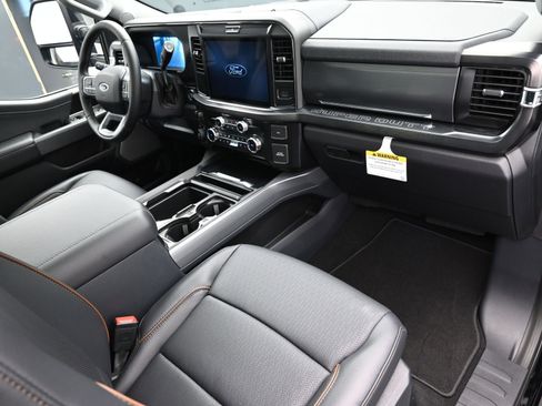 Used 2026 Ford F450 Lariat AWD/4WD image 42