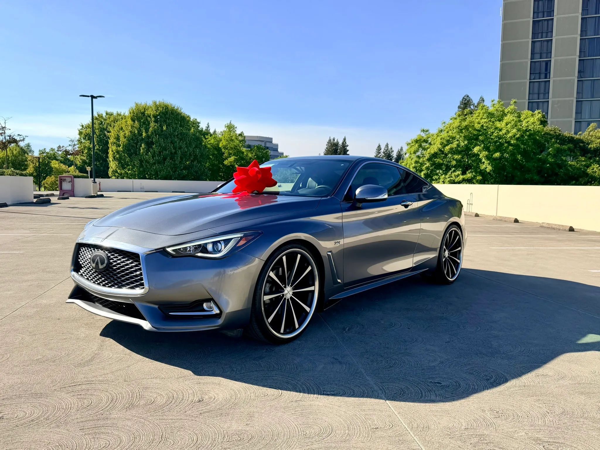 Used 2019 INFINITI Q60 3.0t w/ Cargo Package RWD image 22