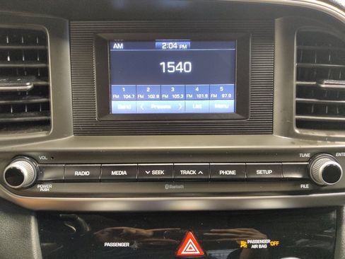 Used 2019 Hyundai Elantra SE w/ Cargo Package FWD image 25