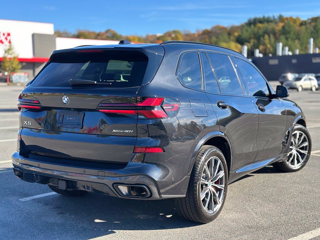 Certified 2026 BMW X5 xDrive40i w/ M Sport Package AWD/4WD image 7