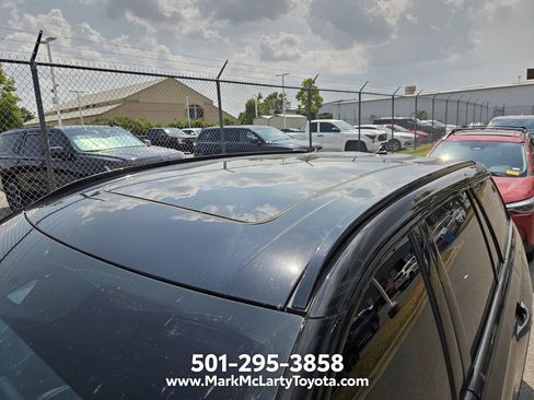 Used 2023 Lincoln Aviator Reserve w/ Equipment Group 201A RWD image 7