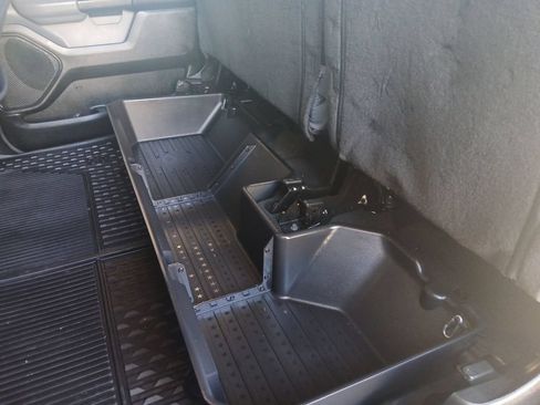 Used 2022 RAM 1500 Big Horn AWD/4WD image 16