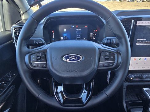 Used 2024 Ford Ranger XLT image 29