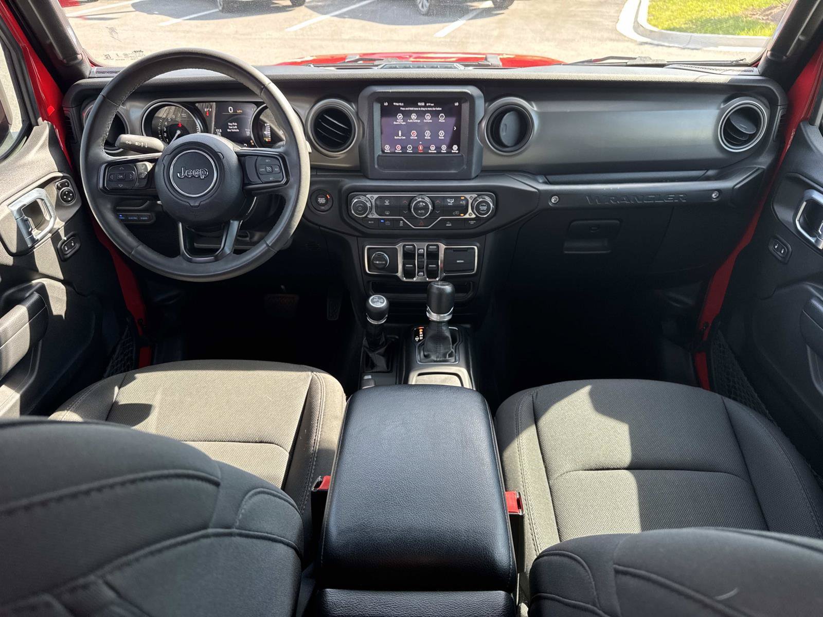 Used 2023 Jeep Wrangler Unlimited AWD/4WD image 19