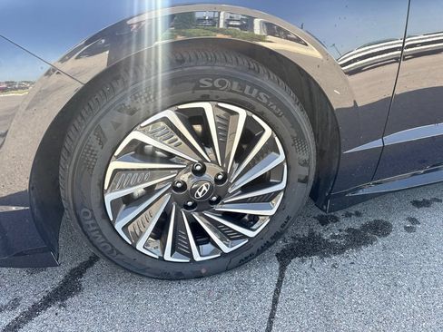 Certified 2025 Hyundai Sonata SEL FWD image 4
