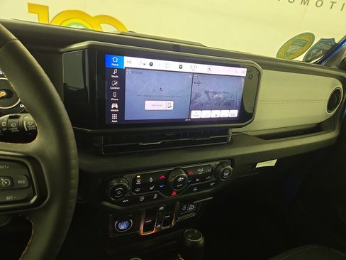 Certified 2024 Jeep Wrangler Sport S image 22