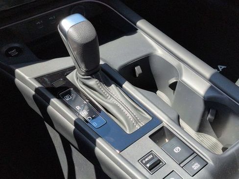 New 2026 Nissan Sentra SV w/ SV Convenience Package FWD image 20