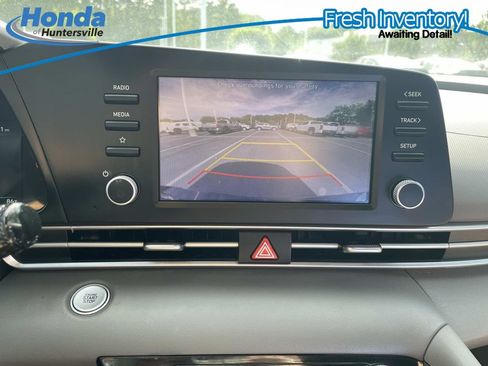 Used 2023 Hyundai Elantra SEL w/ Cargo Package FWD image 32