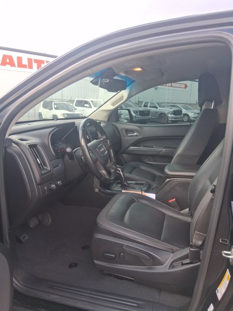 Used 2022 GMC Canyon AT4 w/ Trailering Package AWD/4WD image 7