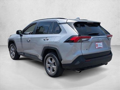 Used 2025 Toyota RAV4 XLE AWD/4WD image 7