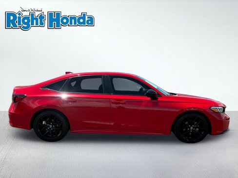 Used 2025 Honda Civic Sport image 9