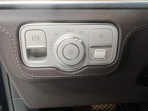 Used 2022 Mercedes-Benz GLE 350 4MATIC image 19