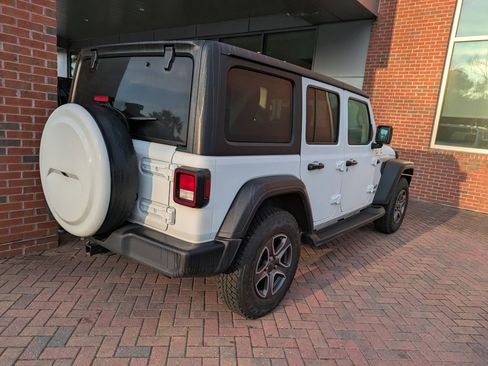 Used 2021 Jeep Wrangler Unlimited Sport image 6