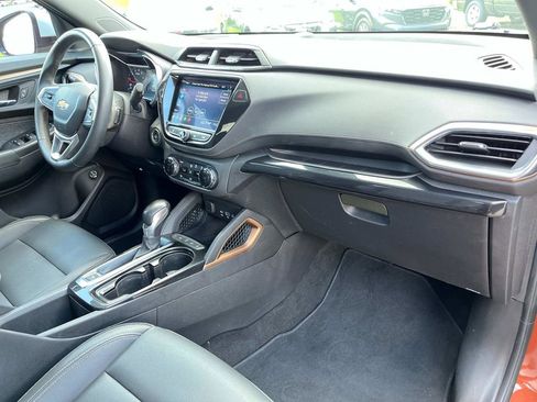 Used 2021 Chevrolet TrailBlazer ACTIV w/ Sun and Liftgate Package image 29
