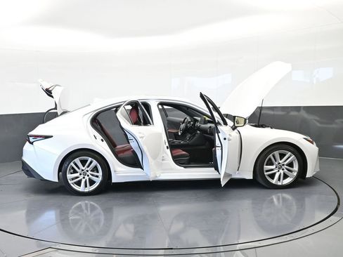 Used 2024 Lexus IS 300 w/ Comfort Package image 76