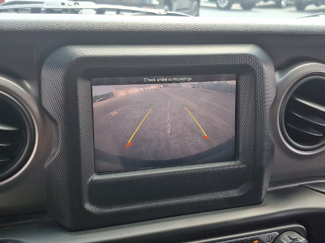Used 2021 Jeep Wrangler Sport AWD/4WD image 18