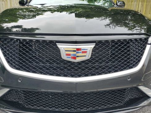 Used 2024 Cadillac CT4 Sport RWD image 9