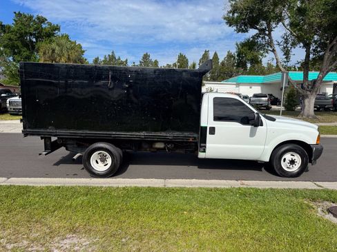 Used 2001 Ford F350 2WD Regular Cab DRW Super Duty image 6