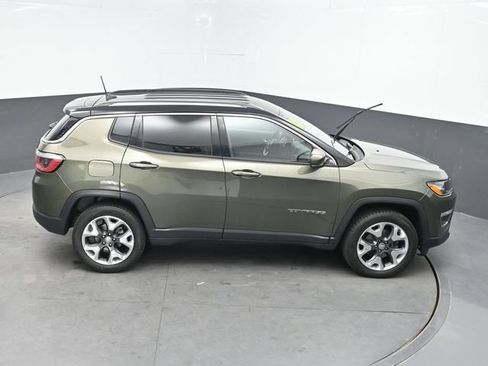 Used 2018 Jeep Compass Limited AWD/4WD image 31
