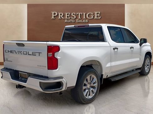 Used 2019 Chevrolet Silverado 1500 Custom w/ Custom Convenience Package RWD image 30