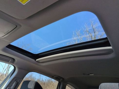 Used 2019 Honda CR-V EX image 13