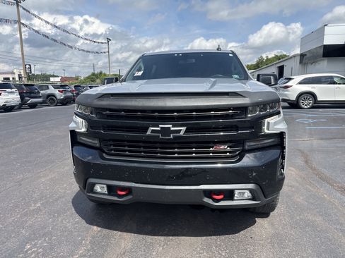 Used 2021 Chevrolet Silverado 1500 LT Trail Boss w/ Convenience Package II AWD/4WD image 9