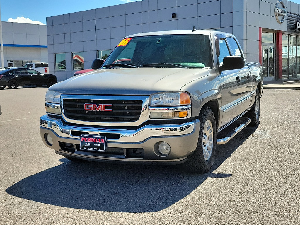 Used 2006 GMC Sierra 1500 SLE w/ Onstar Plus Package RWD image 4