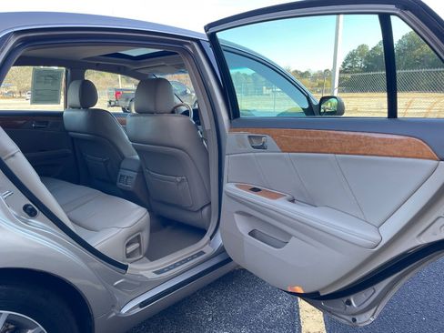 Used 2007 Toyota Avalon Limited image 9